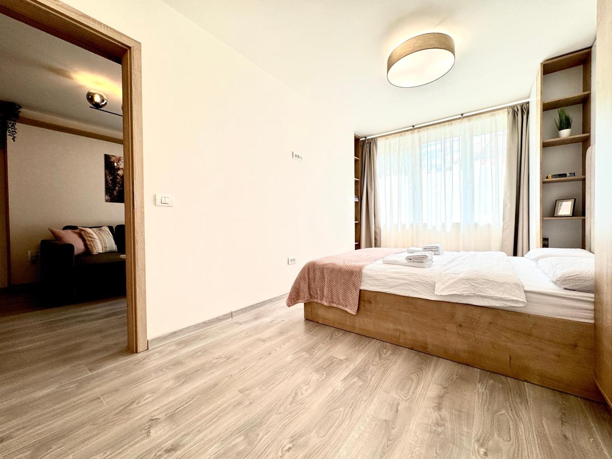Apartment Two Chic
